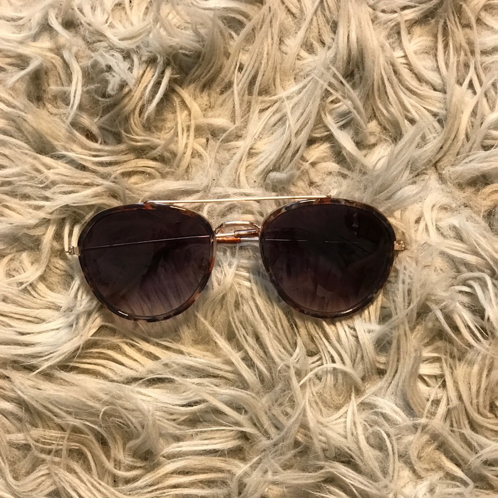 Aviator sunglasses